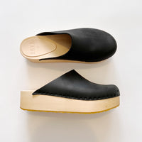 A product in a coal color, showcasing its sleek, sophisticated look and high-quality material