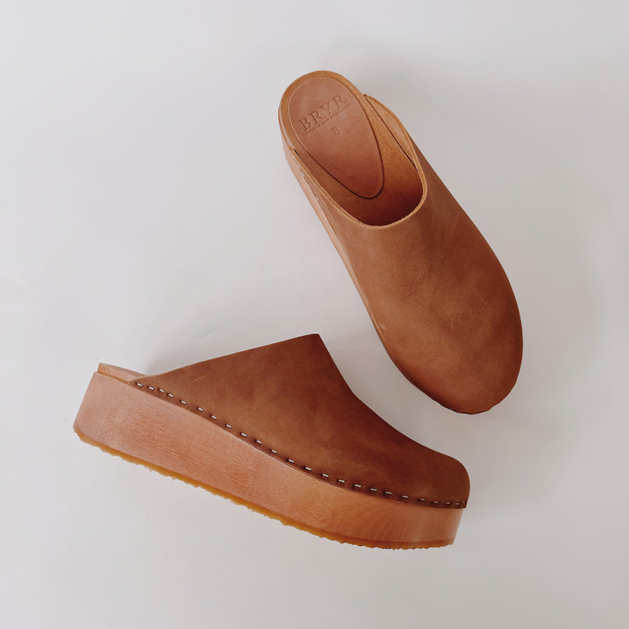 Cocoa brown leather clogs by Bryr Studio with a rustic, earthy tone
