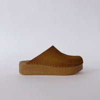 BeanSS seaweed shoe in soft green with a minimalist design