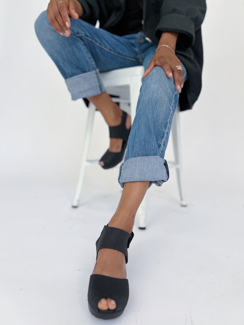 Miranda in Monochrome black- final sale Shoes Clog