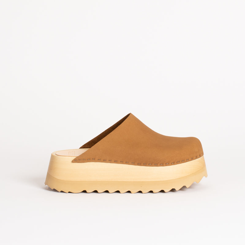 Chonk in Cashmere Nubuck - Size 10 (T2)