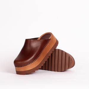 Chonk Clog in Espresso- Coming 9/24