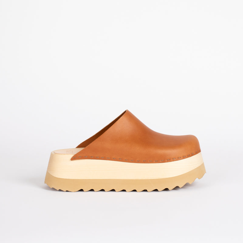 The Chonk in Whiskey (RTS) Shoes Clog
