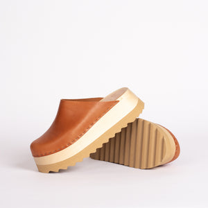 Chonk Clog in Whiskey
