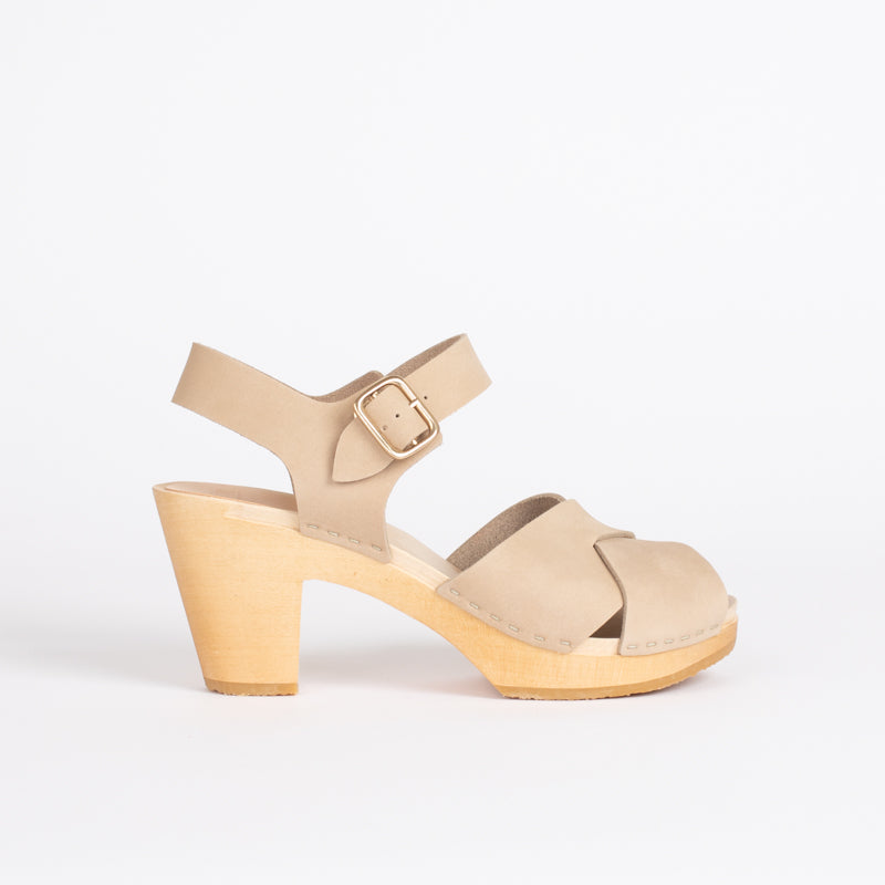 Emma Cross-toe Shoes Clog
