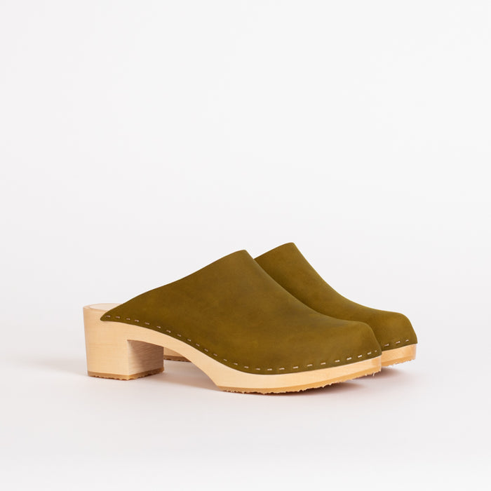 Gabe Block Heel in Kelp - Final Sale