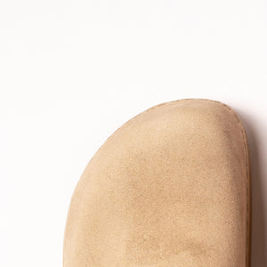 Loaf Clog in Dune Suede