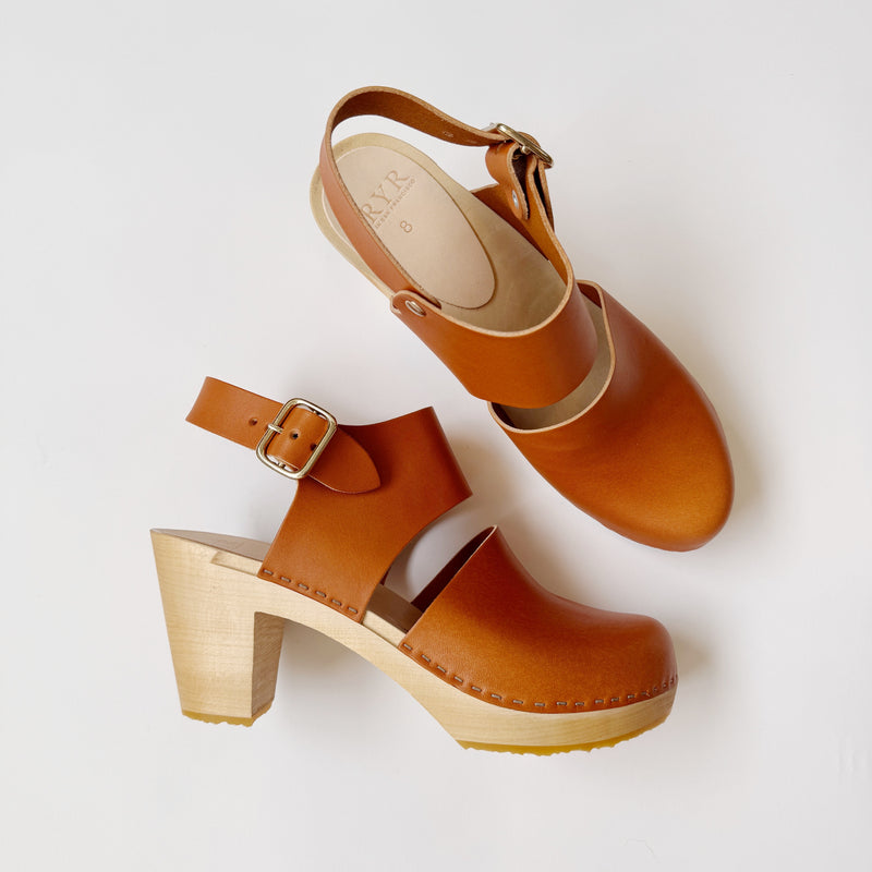 Miranda closed toe in Whiskey