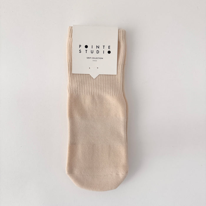 Ankle Grip Socks in Cream