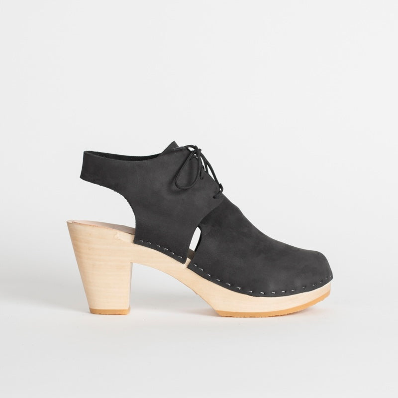 Sofie in Coal - Size 10 (T2)