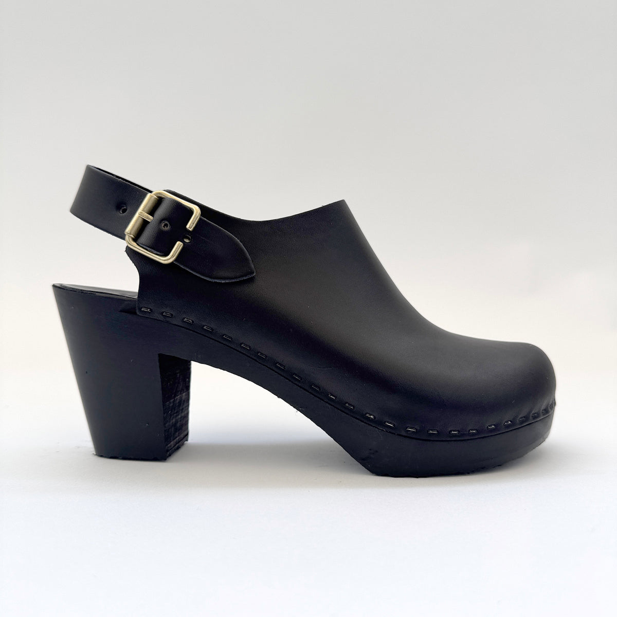 Suzie Clog - Coming 8/20