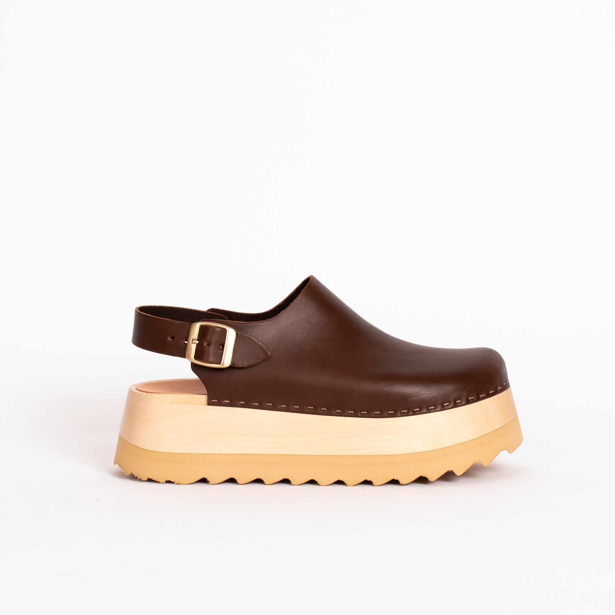 Tegan in Coffee is the perfect clog! – Bryr Studio