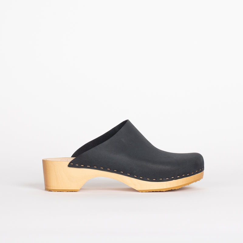 Worker Clog in Midnight - Final Sale