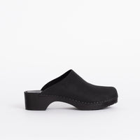 Worker Clog in Monochrome