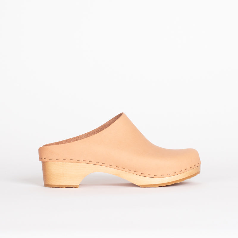 Lila Worker Clog in Natural