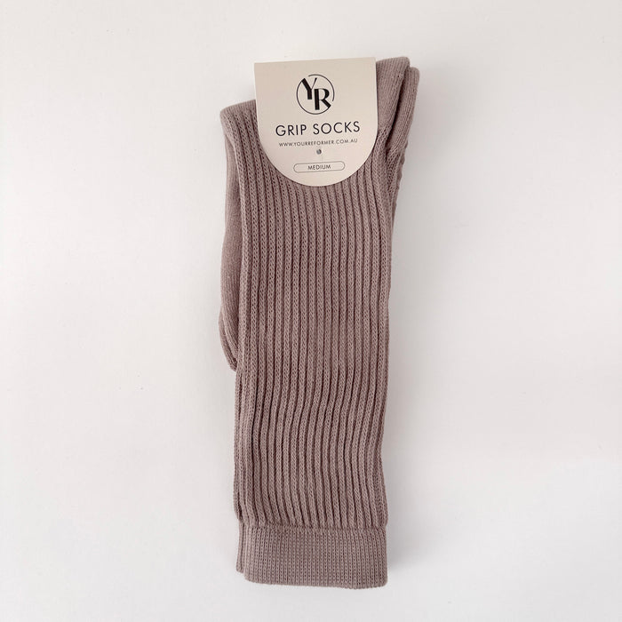 Slouch Crew Grip Socks in Hazel