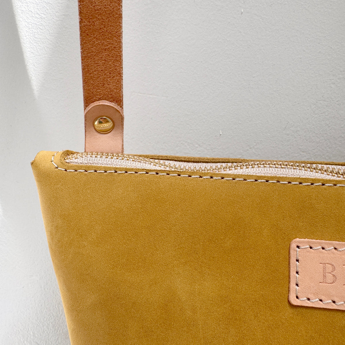 Crossbody Bag in Fennel