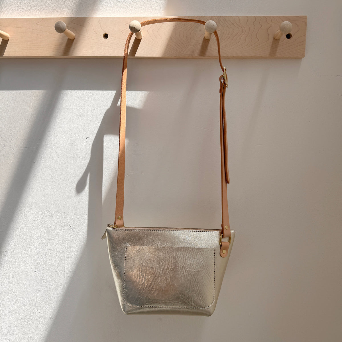 Crossbody Bag in White Gold