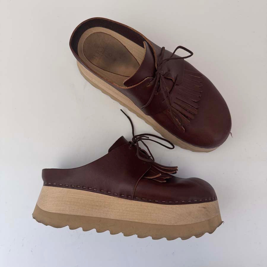 Charlie with Kilt in Coffee - Size 8 (T4)