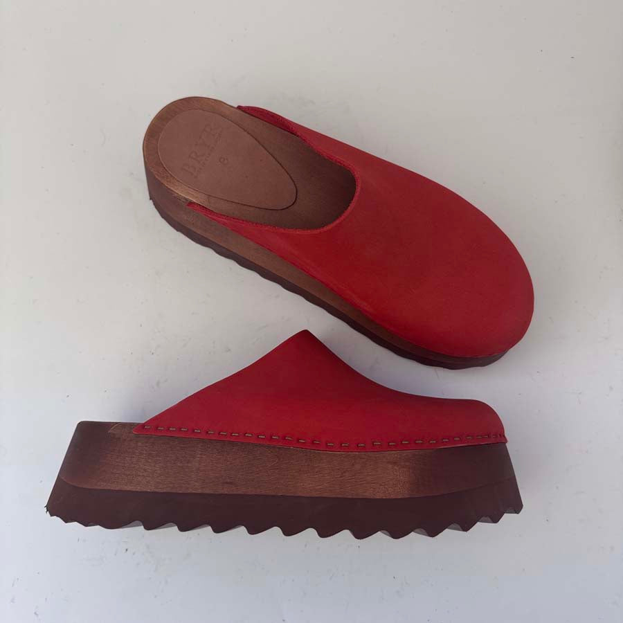 Chonk in Cocoa Poppy Nubuck - Size 8 (T1)