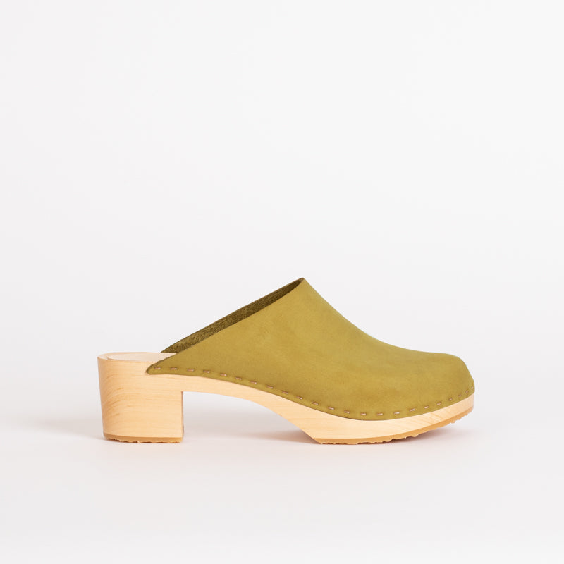 Gabe in Fennel Nubuck - Size 4 (T2)