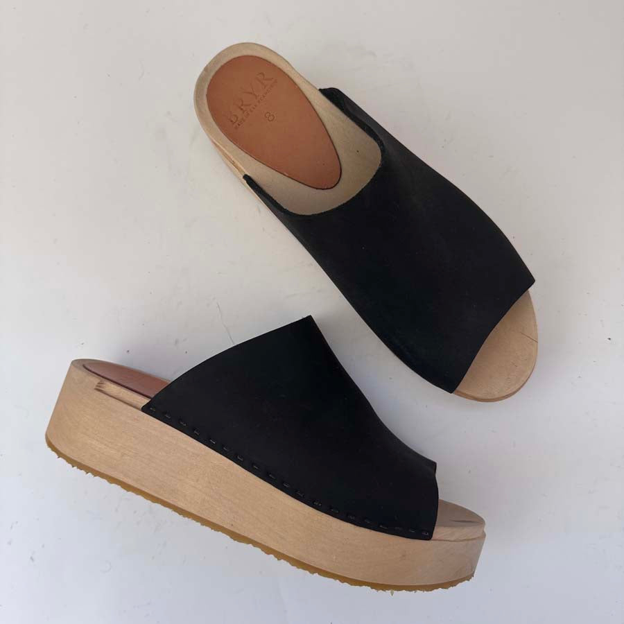 Norma in Coal - Size 8 (T4)