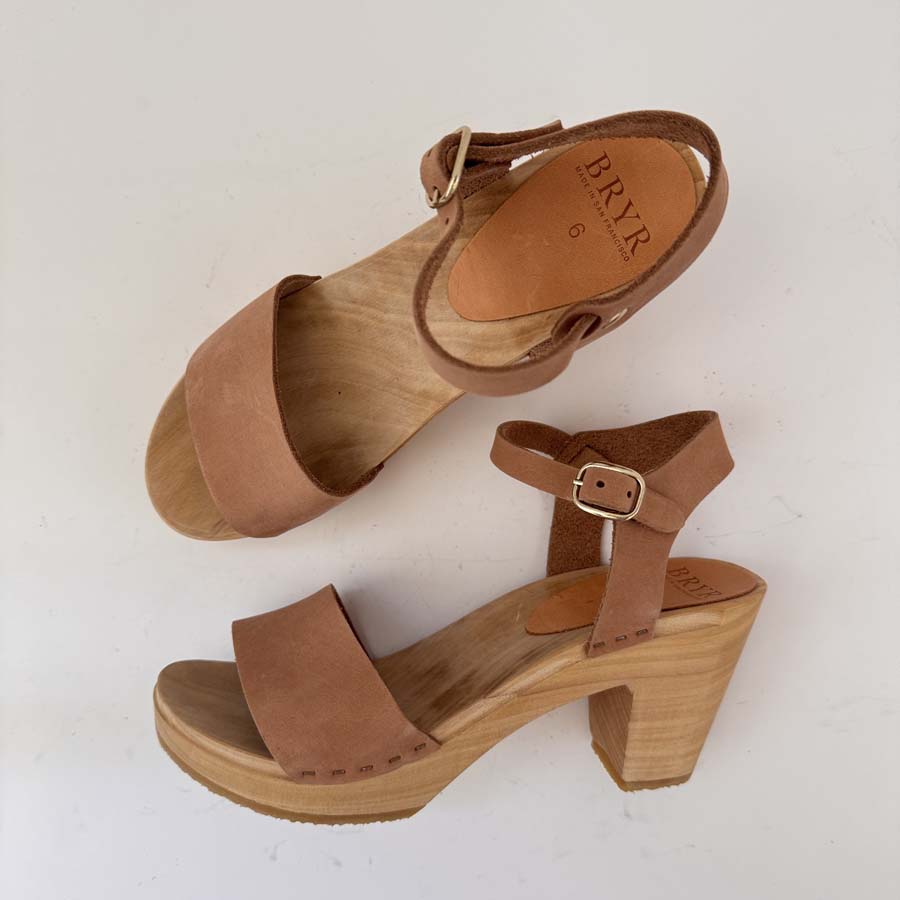 Rachel in Clay Nubuck - Size 12 (T3)