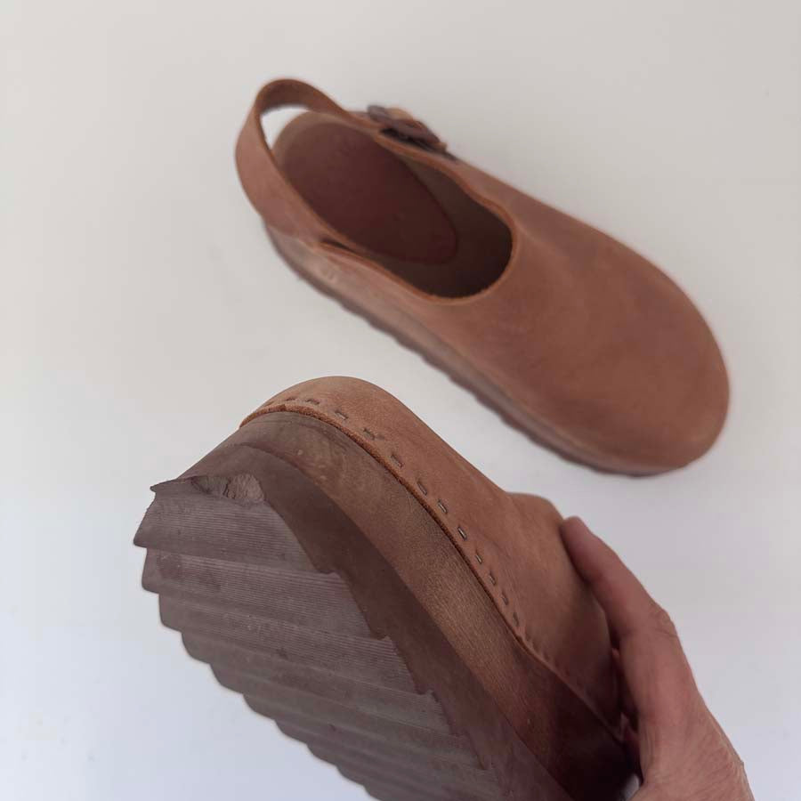 Tegan in Cocoa - Size 7 (T4)