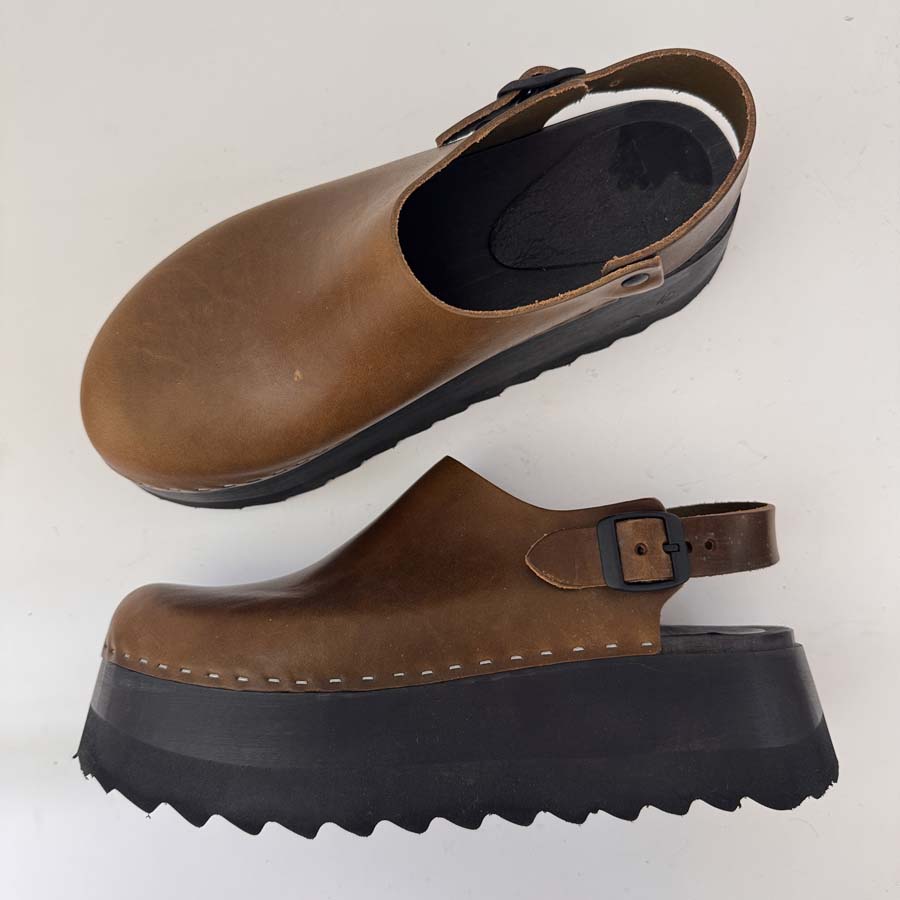 Tegan in Moss - Size 10 (T3)
