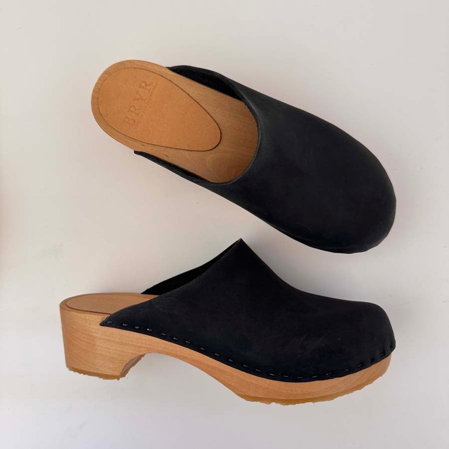 Worker in Coal - Size 5 (T3)