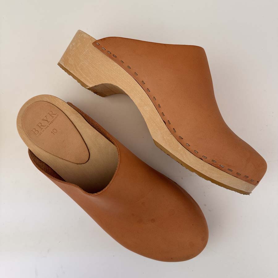 Worker in Natural - Size 10 (T3)