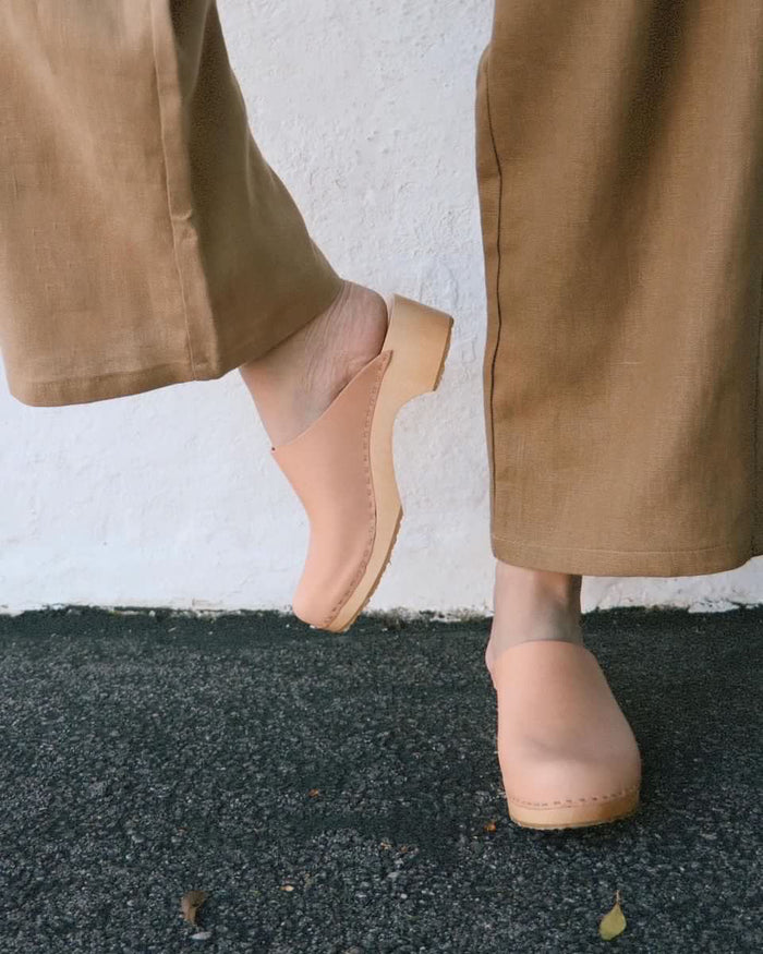 Worker Clog in Natural
