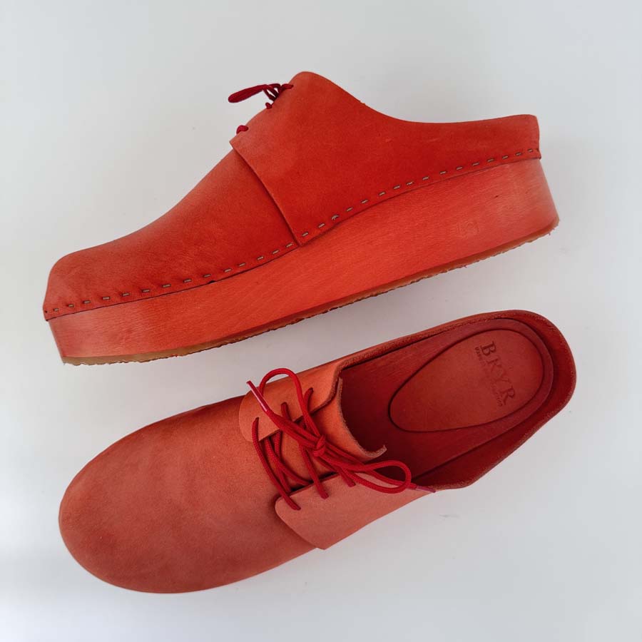 Zoe in Flame Nubuck - Size 13 (T3)