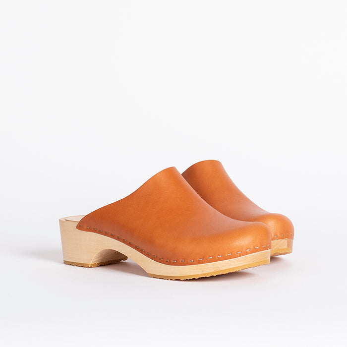 Worker Clog in Whiskey Leather-In stock